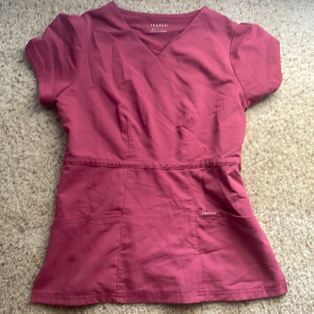 Jaanuu scrub set, warm berry